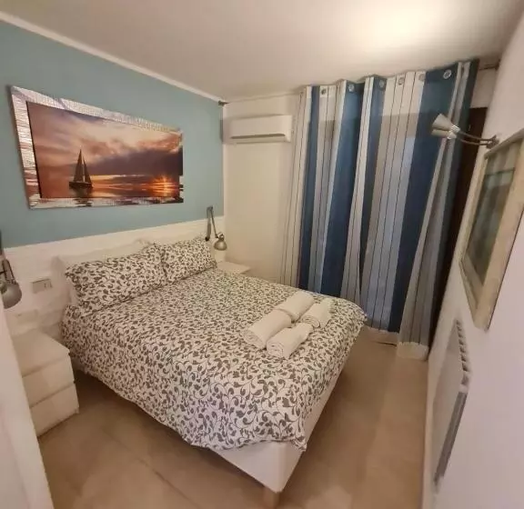 Huoneisto 2 Makuuhuonetta Merinäkymä, Residence Borgo Punta Villa