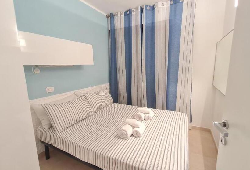 شقة غرفتين مطلة على البحر, Residence Borgo Punta Villa