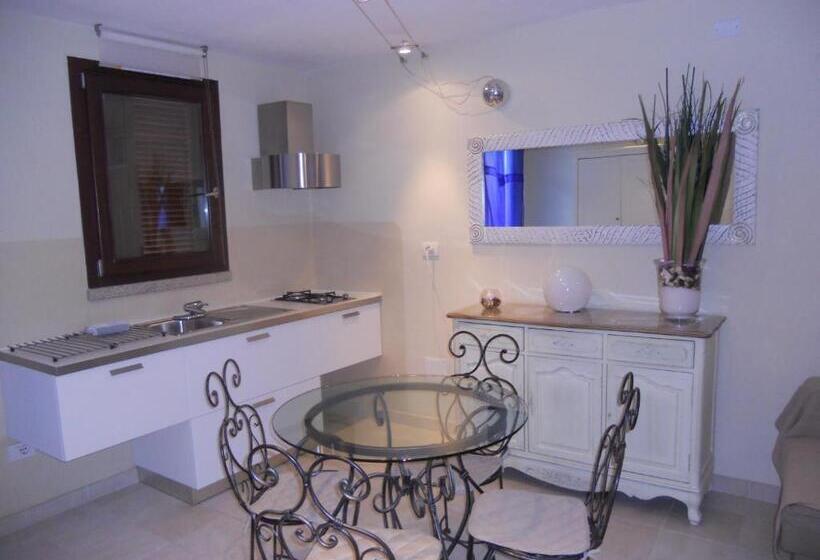 إستوديو قياسى مزودة بتراس, Residence Borgo Punta Villa