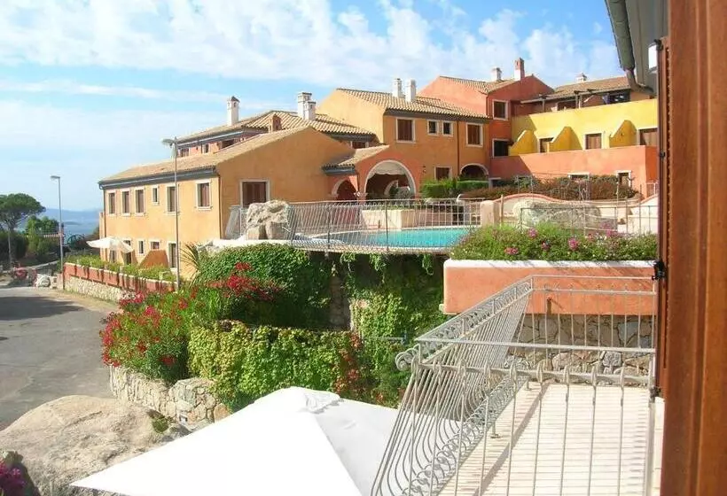 Huoneisto 2 Makuuhuonetta, Residence Borgo Punta Villa