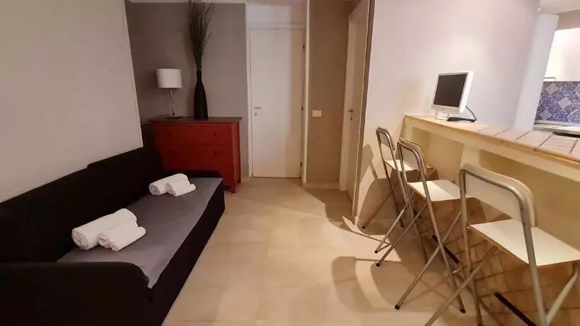 Standard-studio, Residence Borgo Punta Villa