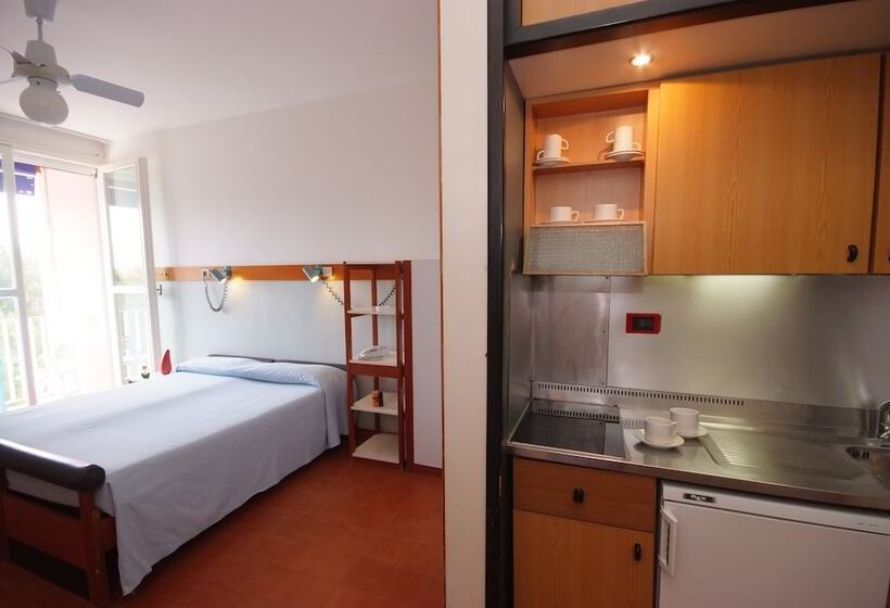 스탠다드 스튜디오, Residence Elite