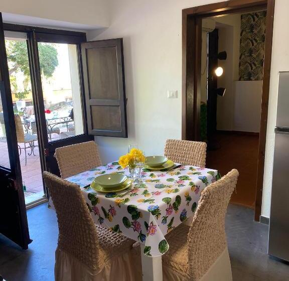 غرفة دوبلكس, Oasi Del Fiumefreddo