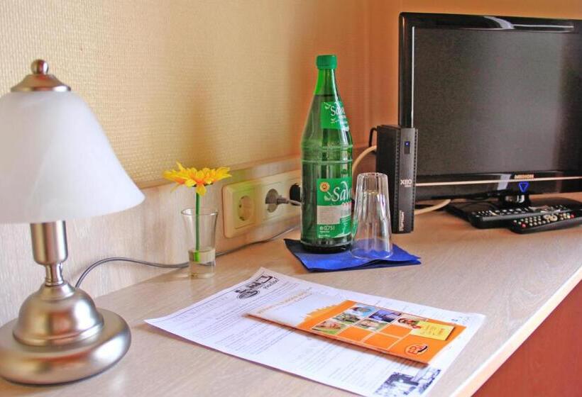 标准单人间, Das Alte Wasserwerk