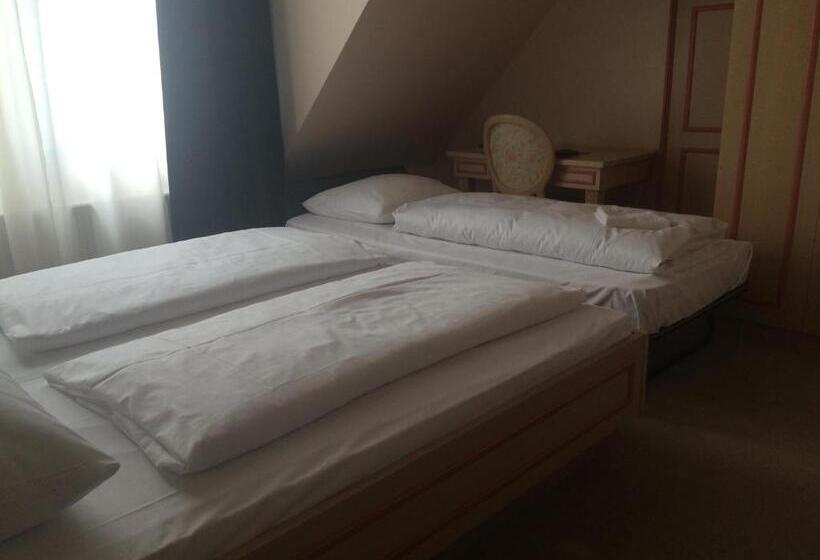 Номер Стандарт, Cinehotel Maroni