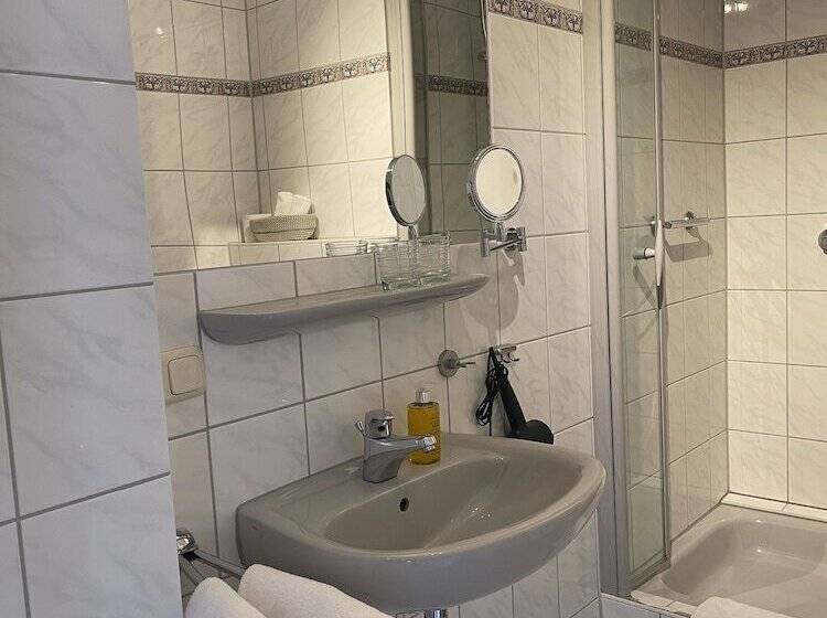 标准间, Alte Muhle