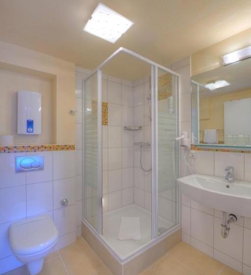 Quarto Estandar Individual, Altes Weinhaus