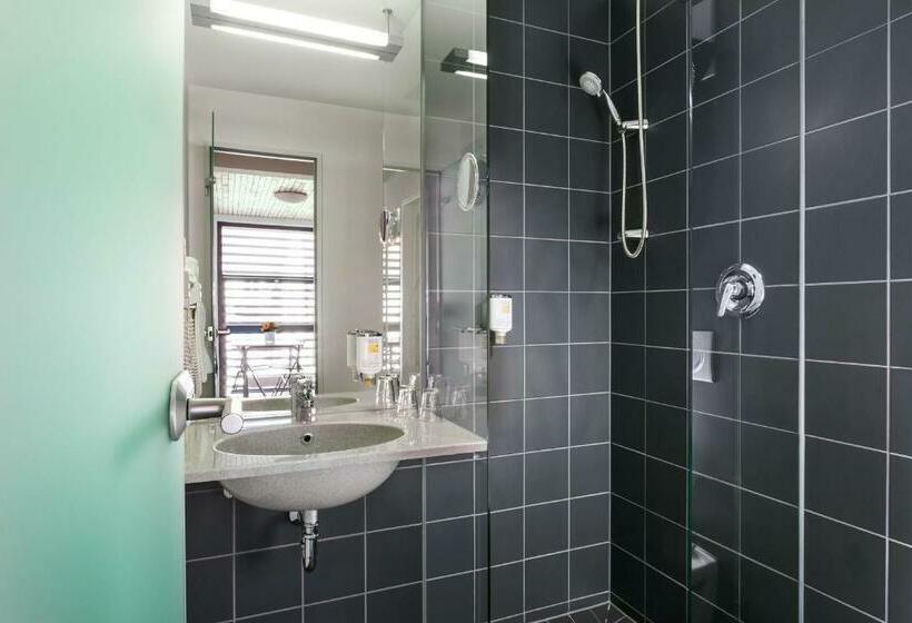 스탠다드 룸, Bed & Breakfast Rotes Haus