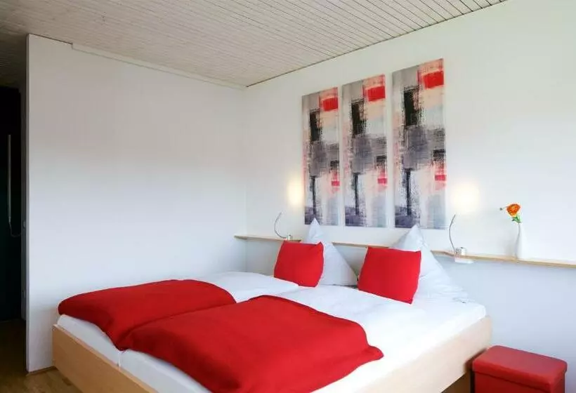 スタンダードルーム, Bed & Breakfast Rotes Haus