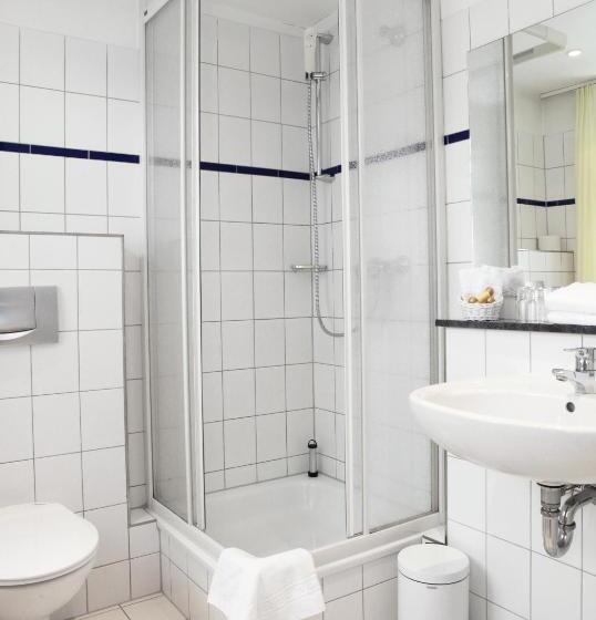 Номер Стандарт, Erbgericht Buntes Haus