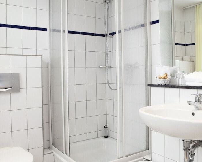 Номер Стандарт, Erbgericht Buntes Haus