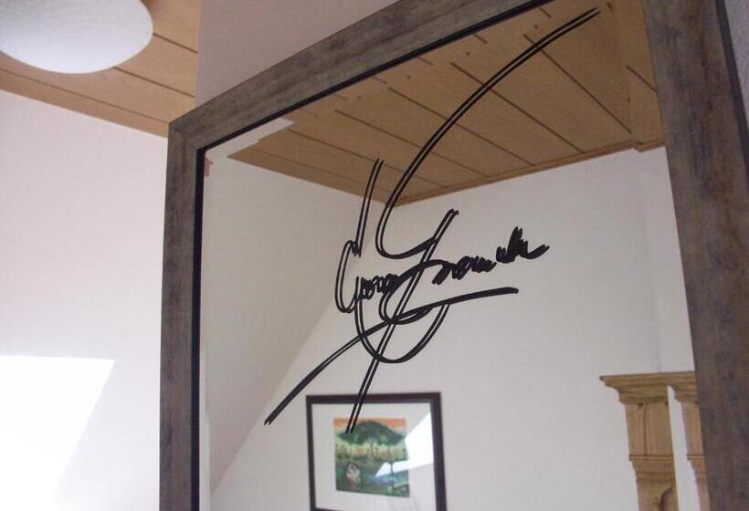 스탠다드 싱글 룸, Im Auerbachtal