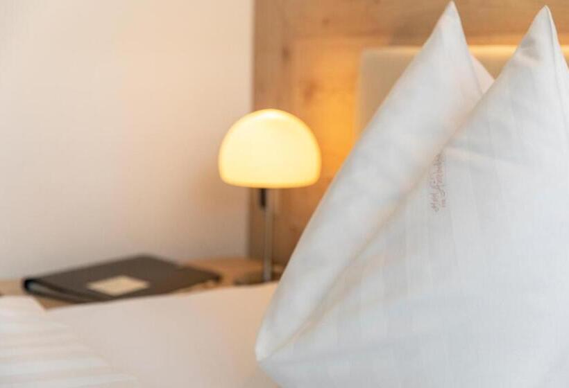 스탠다드 싱글 룸, Im Auerbachtal