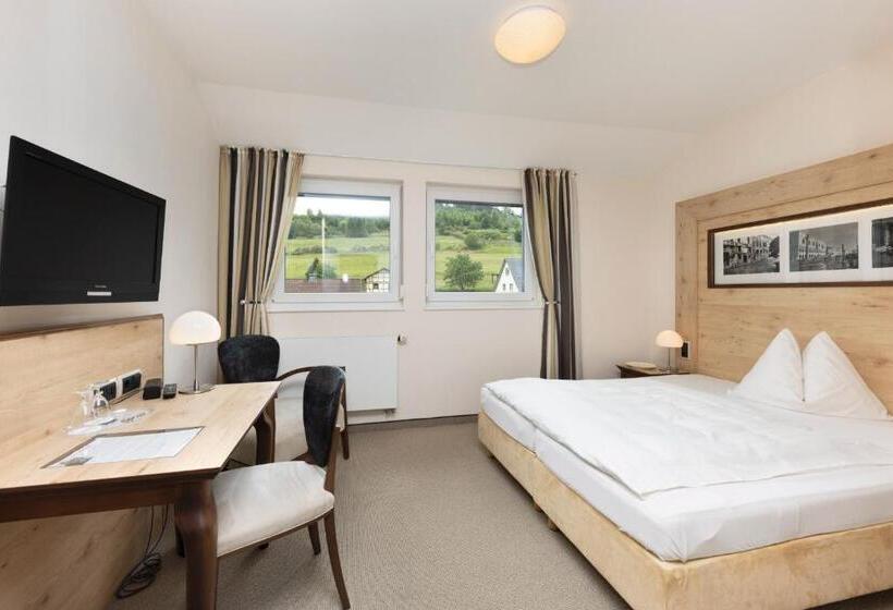 스탠다드 싱글 룸, Im Auerbachtal