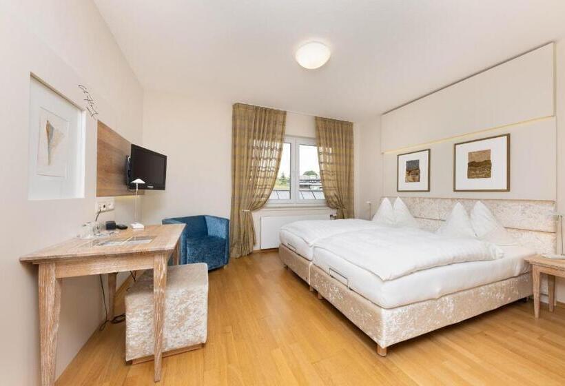 스탠다드 룸, Im Auerbachtal