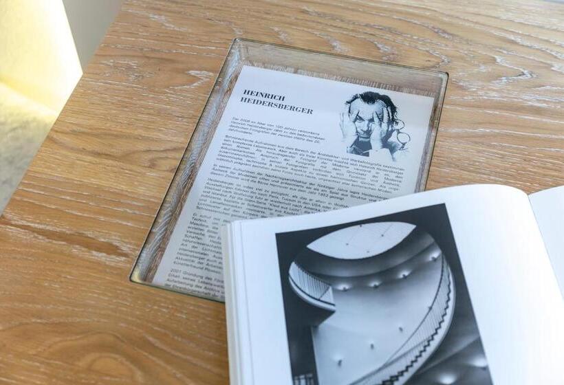 컴포트 룸, Im Auerbachtal