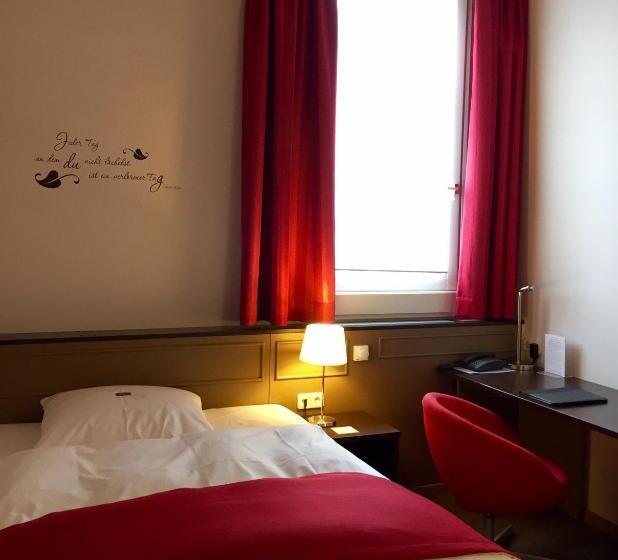 キングベッドのスタンダードシングルルーム, Lippischer Hof