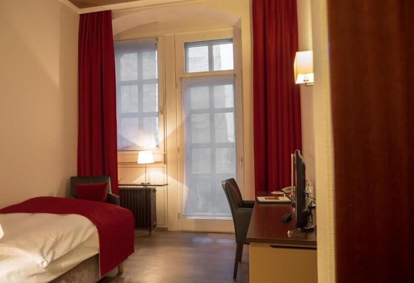 キングベッドのスタンダードシングルルーム, Lippischer Hof