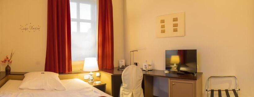 キングベッドのスタンダードシングルルーム, Lippischer Hof