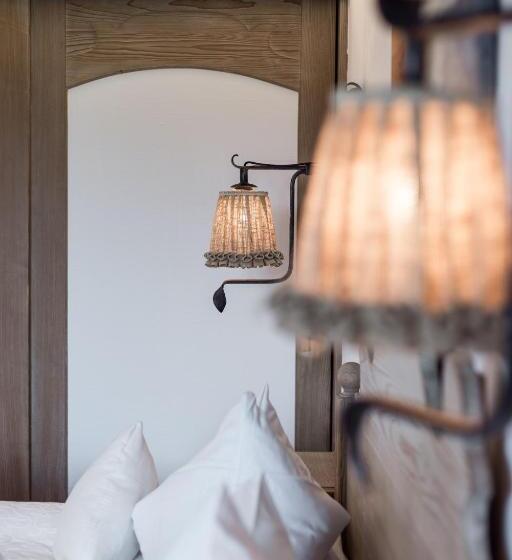 غرفة قياسية مطلة على الجبل, Mittelburg Wellness