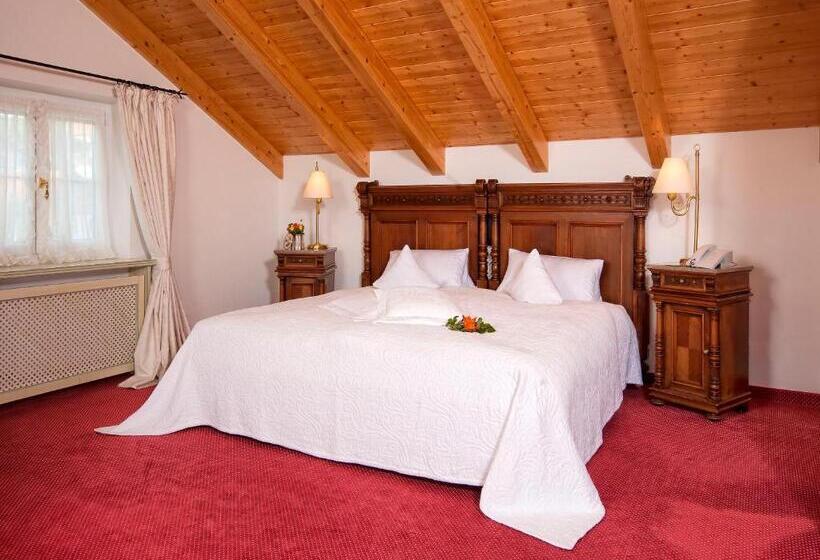 جناح مزود بتراس, Mittelburg Wellness