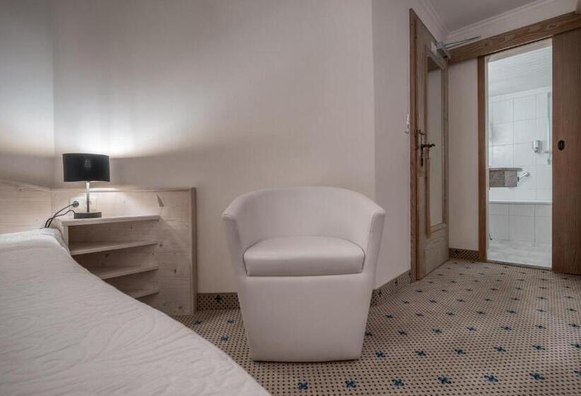 غرفة قياسية, Mittelburg Wellness