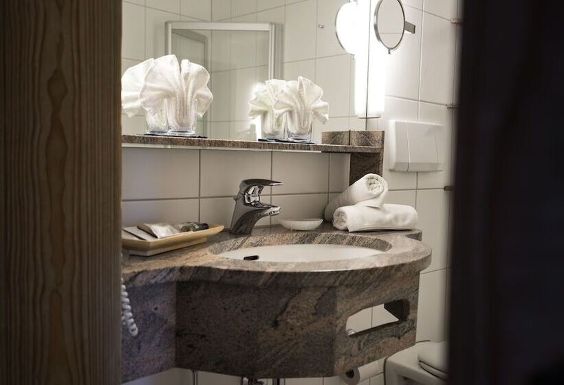 标准间, Mittelburg Wellness