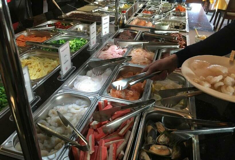 标准单人间, Royal Garden