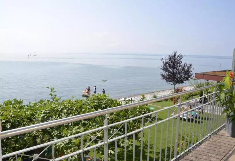 レイクビュースタンダードルーム, Strandhaus Eberle