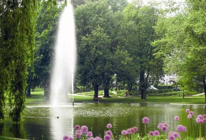 ガーデンビューデラックスルーム, Thermalis   Das Boardinghouse Im Kurpark Bad Hersfeld