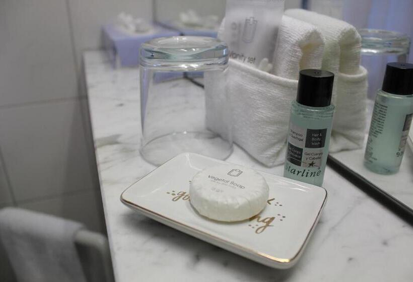 标准单人间, Zum Marchenwald