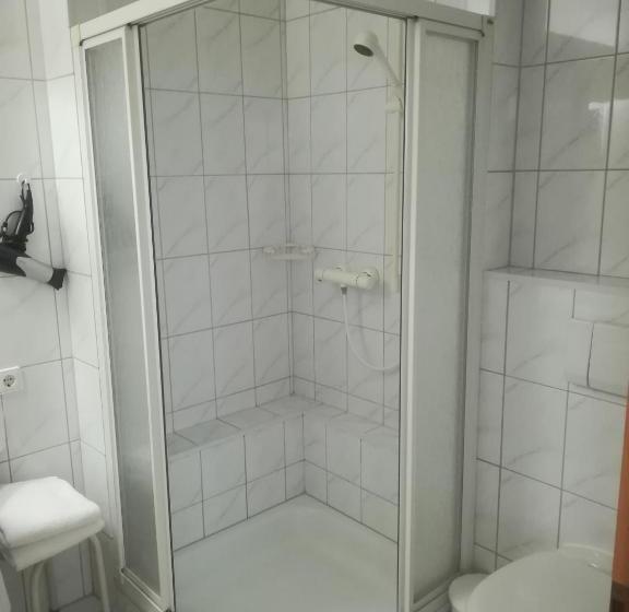 标准间, Zum Marchenwald