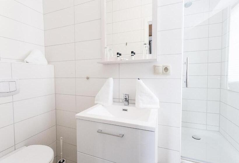 Quarto Estandar Individual, Landhaus Sundern