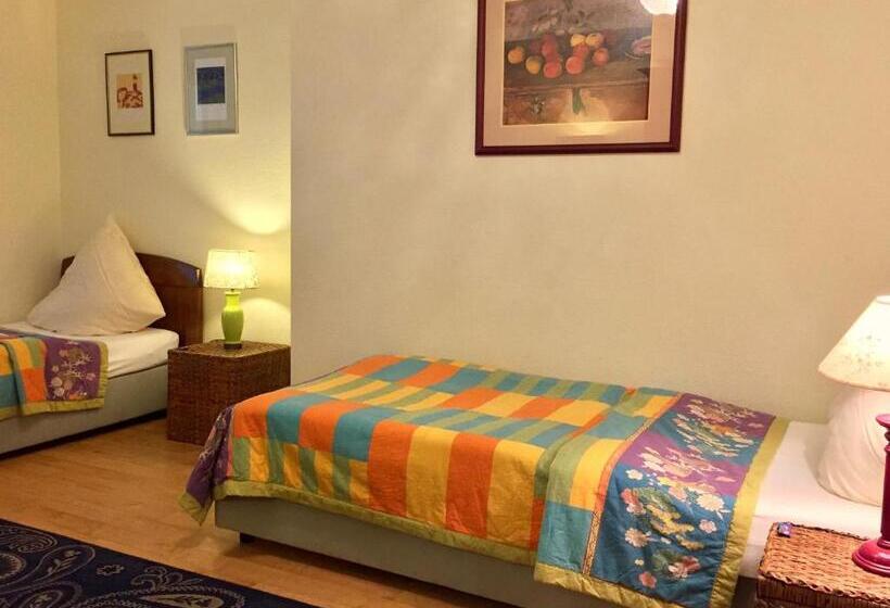 스위트, Villa Meererbusch