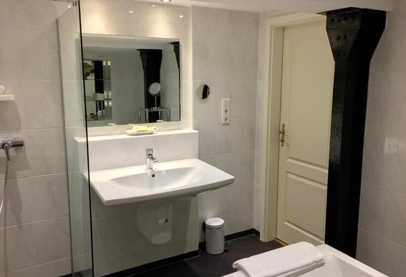 스위트, Villa Meererbusch