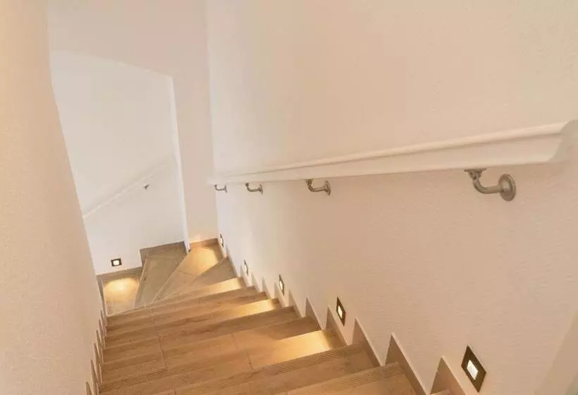 ドゥプレックスルーム, Villa Antonia