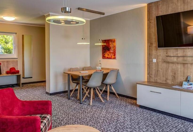 小型豪华套房, & Pension Traumblick