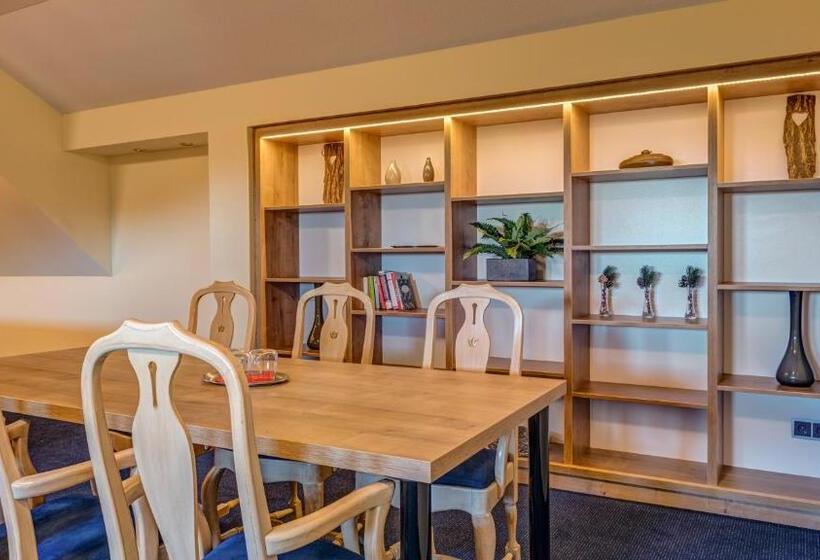 家庭套房, & Pension Traumblick