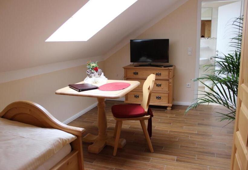 标准单人间, Pension Weindl