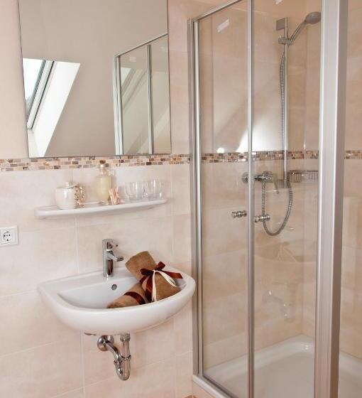 标准间, Pension Weindl