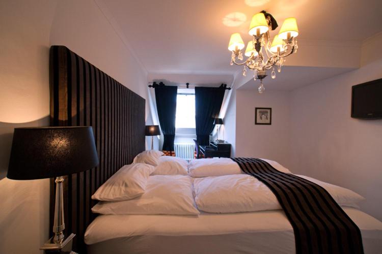 스탠다드 룸, Aleksandra