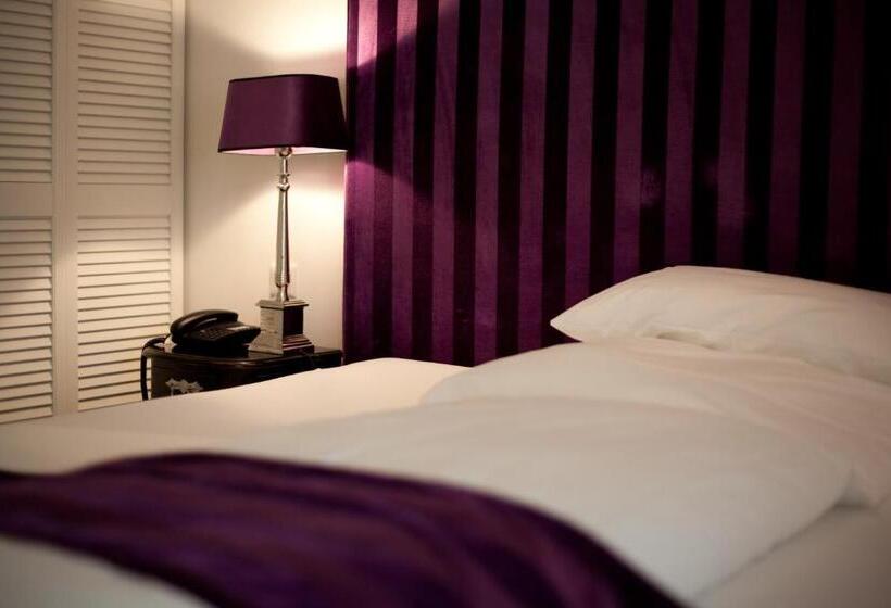 스탠다드 룸, Aleksandra