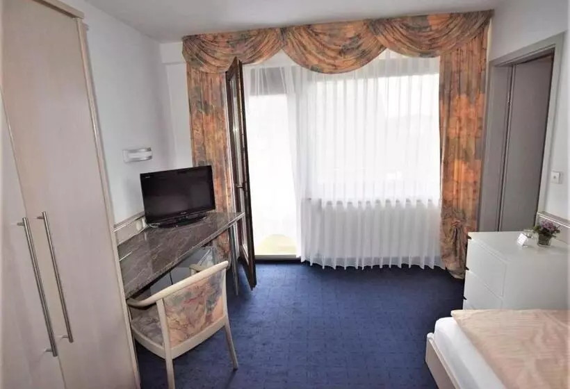 اتاق استاندارد یک نفره, Alena Kontaktlos Check In