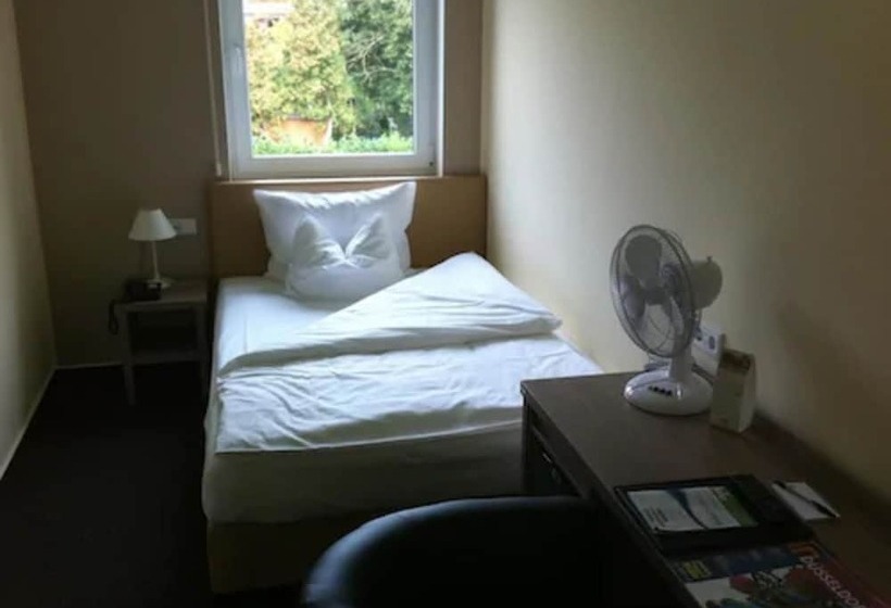 חדר סטנדרט יחיד, Destination 21