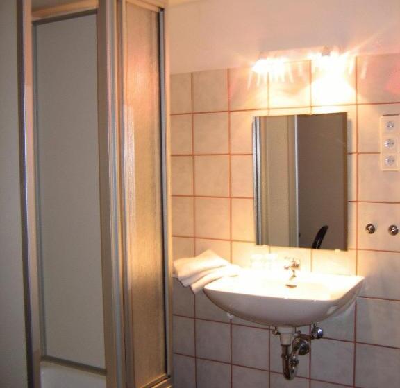 スタンダードルーム, Eintracht