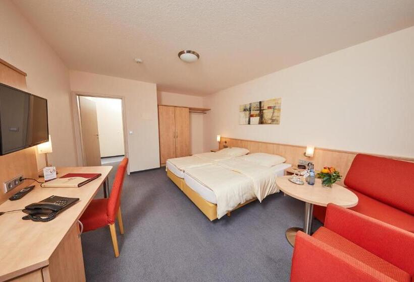 스탠다드 룸, Filderland Stuttgart Messe Airport Self Check In