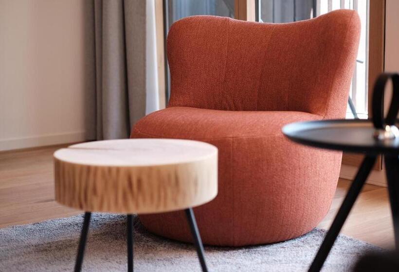 Люкс, Fritz Lauterbad