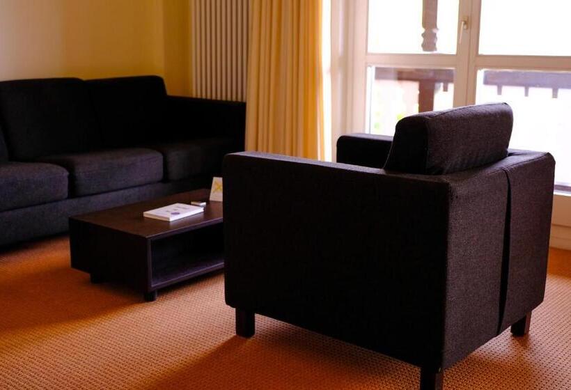 Номер Стандарт, Fritz Lauterbad