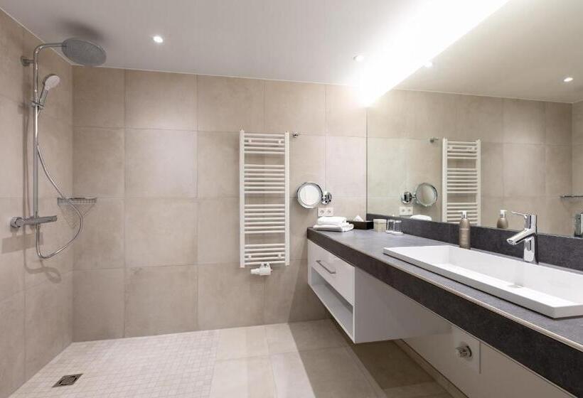 Студия Стандарт, Fritz Lauterbad