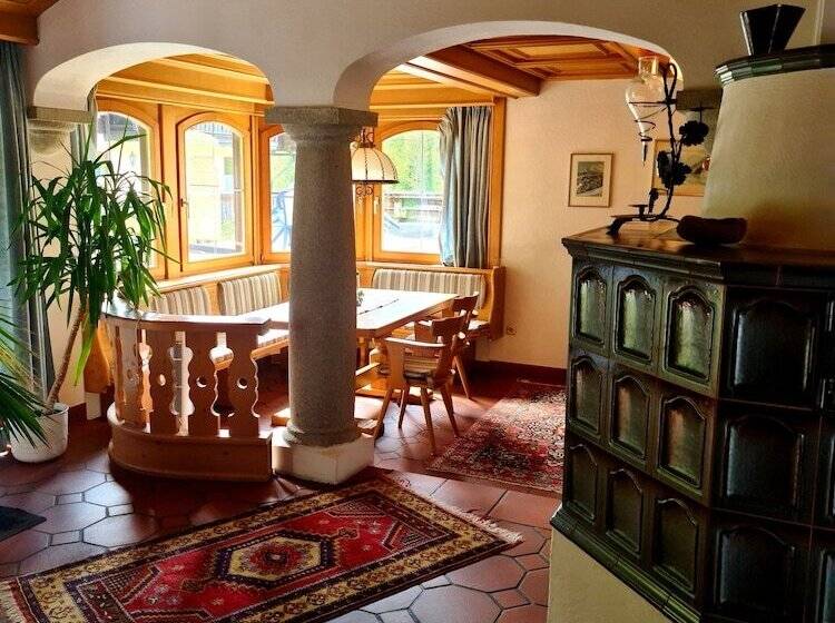 Appartamento Classico 1 Camera da Letto, Gebirgshäusl